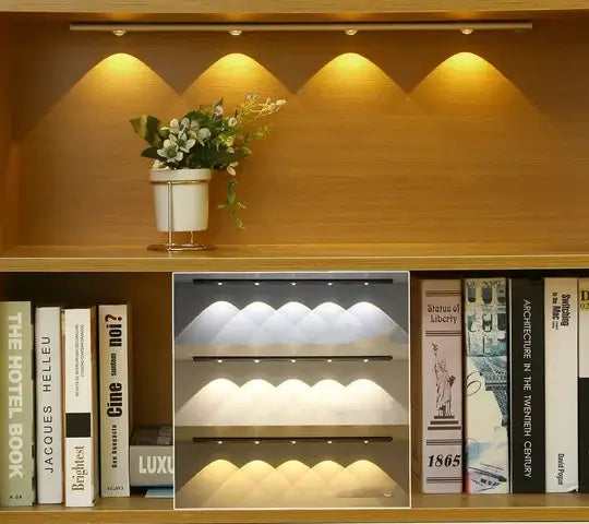 Lâmpada Led com Sensor de Movimento e Presença - LampMax (COMPRE 1 E LEVE 2)