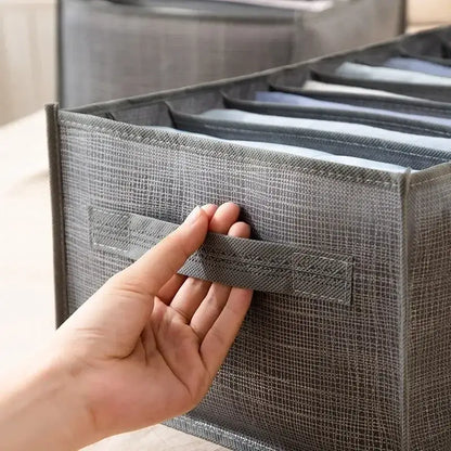 Caixa para Organização de Roupas - ClothesOrganizer